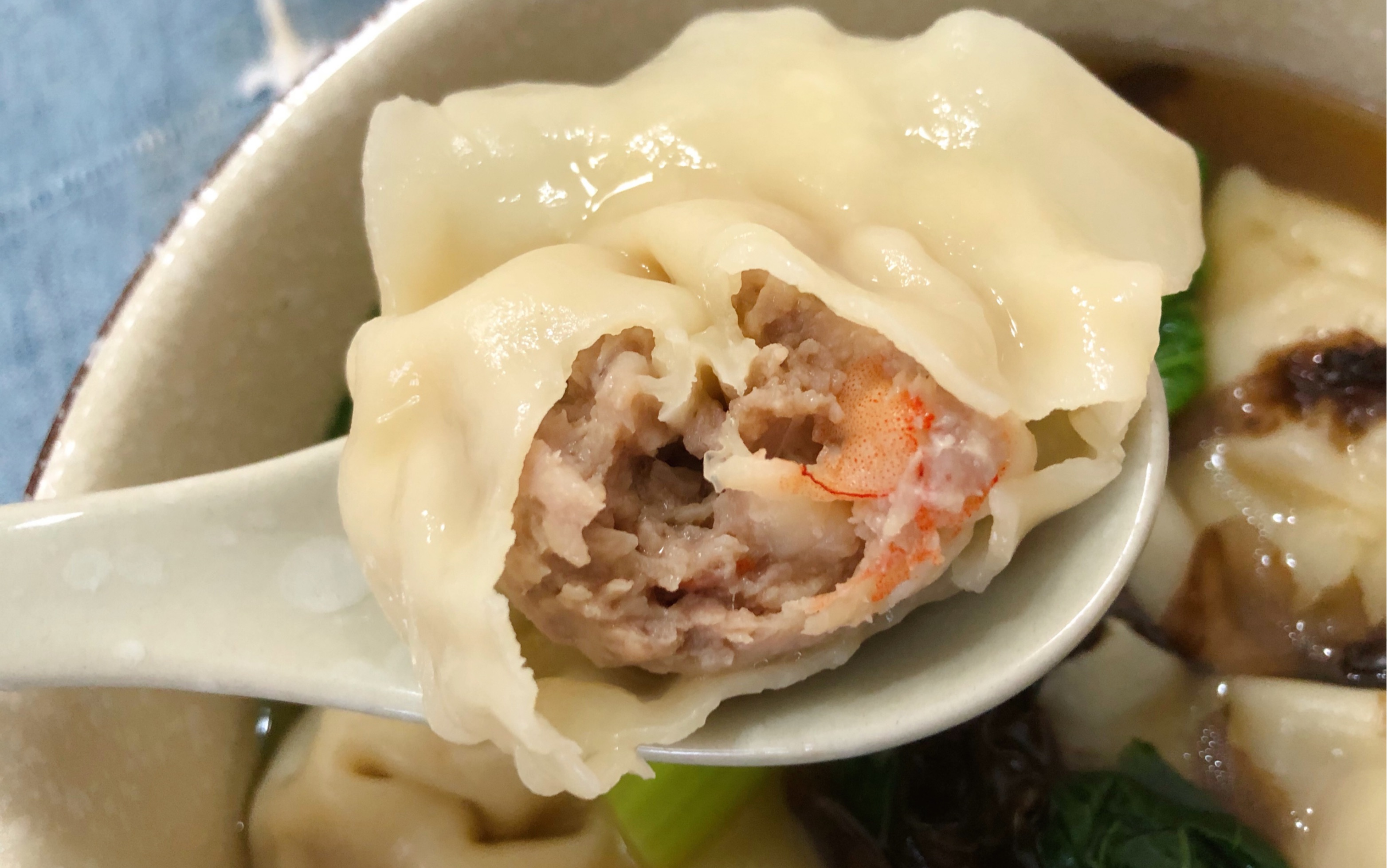 鲜虾肉馅大馄饨