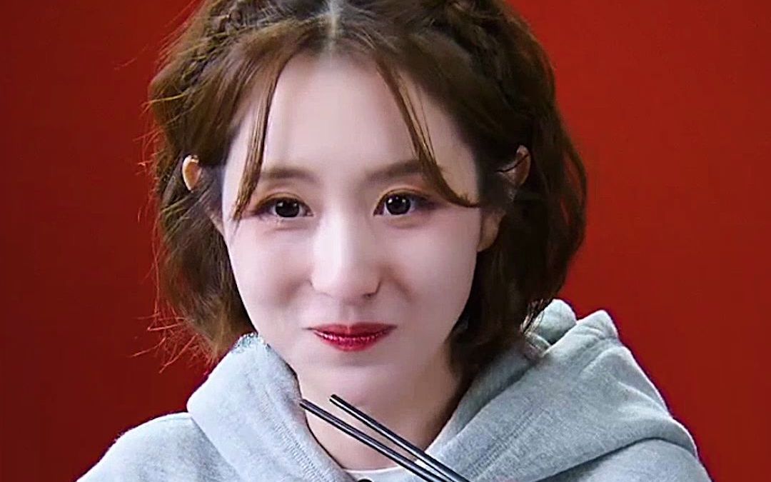 罗永浩直播间的女主播