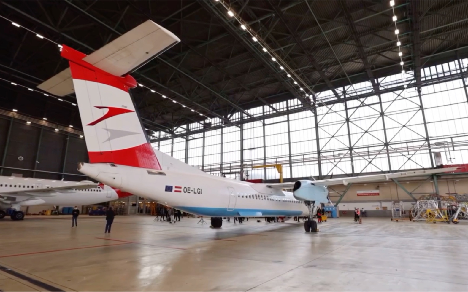 【simple aviation】奥地利航空|冲8-q400最后航班|经济舱飞行报告