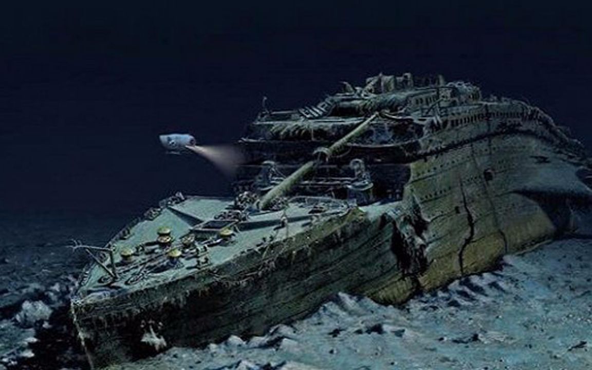 泰坦尼克号大楼梯残骸图片