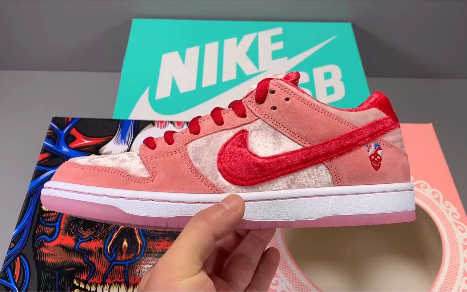 nikesbdunk情人节图片