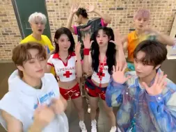 Скачать видео: 【nct+gidle】啊啊啊这个cha是我能看的吗，不过你们cha是一眼都不看对方的吗哈哈哈！