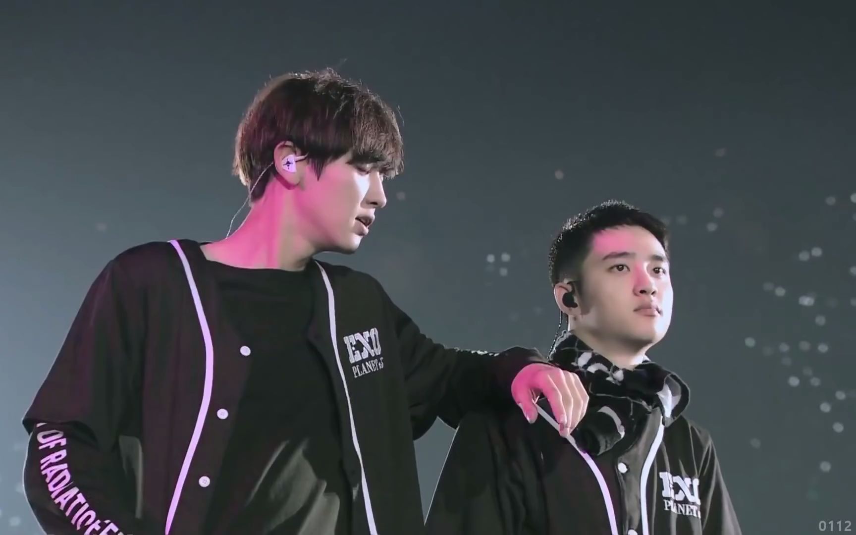 【exo】(1080p)三巡演唱会《growl lucky one angel》官方现场