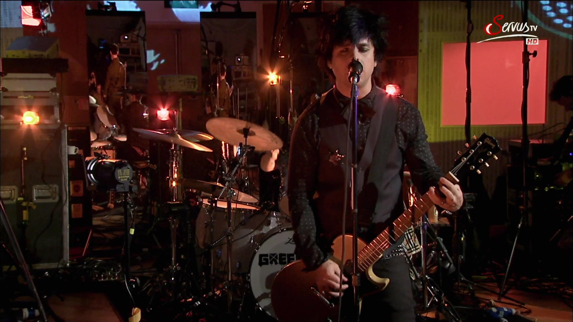 [图]Green Day - ¿Viva La Gloria? (Little Girl) (Live From Abbey Road 2009)