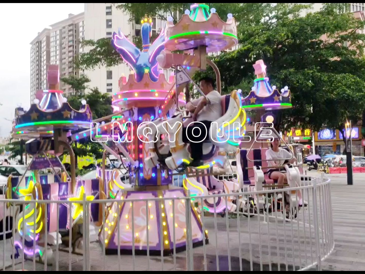 公园游乐设备天鹅脚踏车 新款儿童脚踏车系列产品 游乐园热门游玩项目