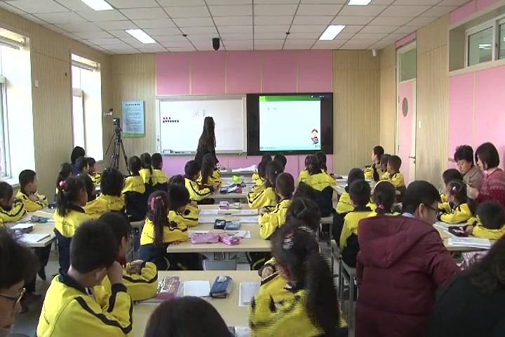 北师大小学数学二上《6.2课桌有多长》张老师优质课公开课教学视频哔哩哔哩bilibili