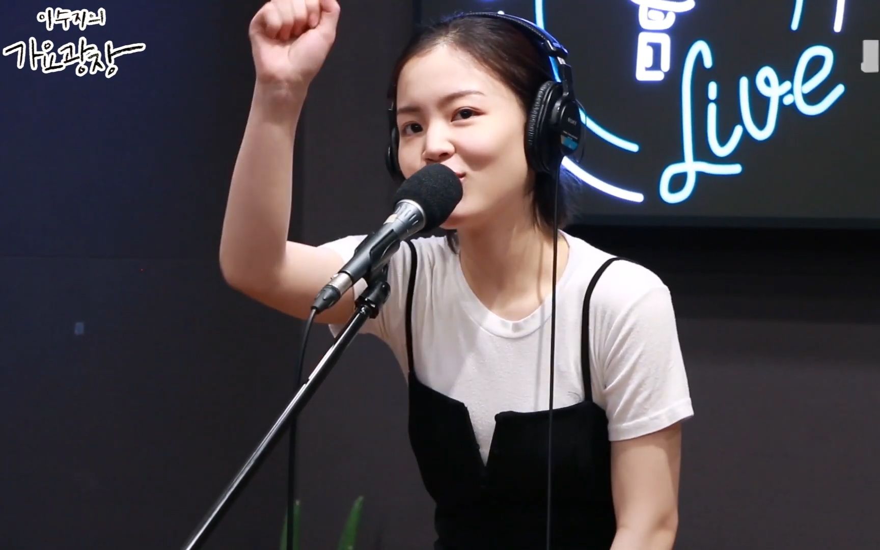 【李夏怡】no one 李秀智的歌谣广场 live 190604_哔哩哔哩_bilibili