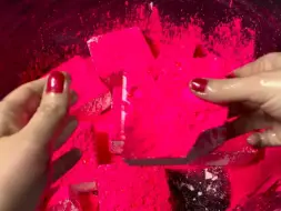 Скачать видео: Fresh Chalk with Neon Pigment _HD