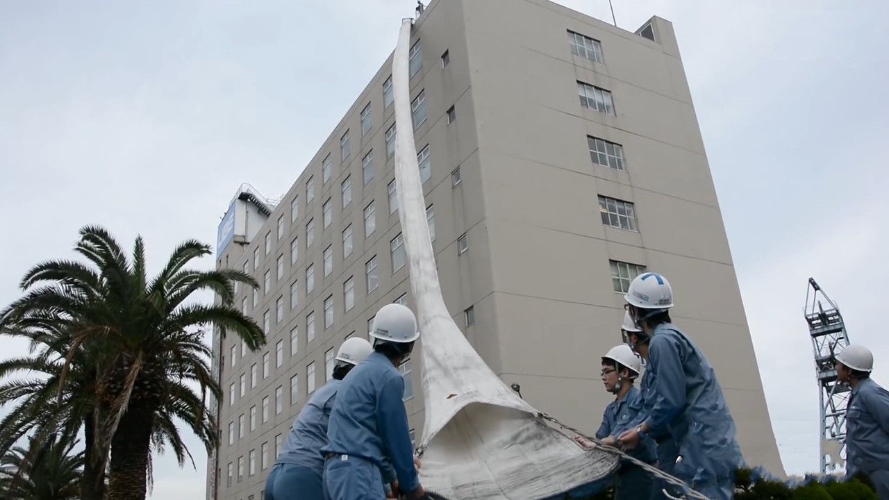 高层火灾逃生布袋,一分钟可以疏散20人,过程就像滑滑梯哔哩哔哩bilibili