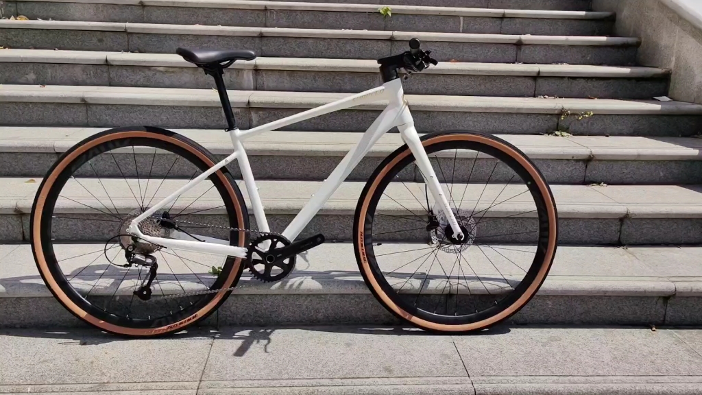 速比特24款开普勒kepler白色实拍