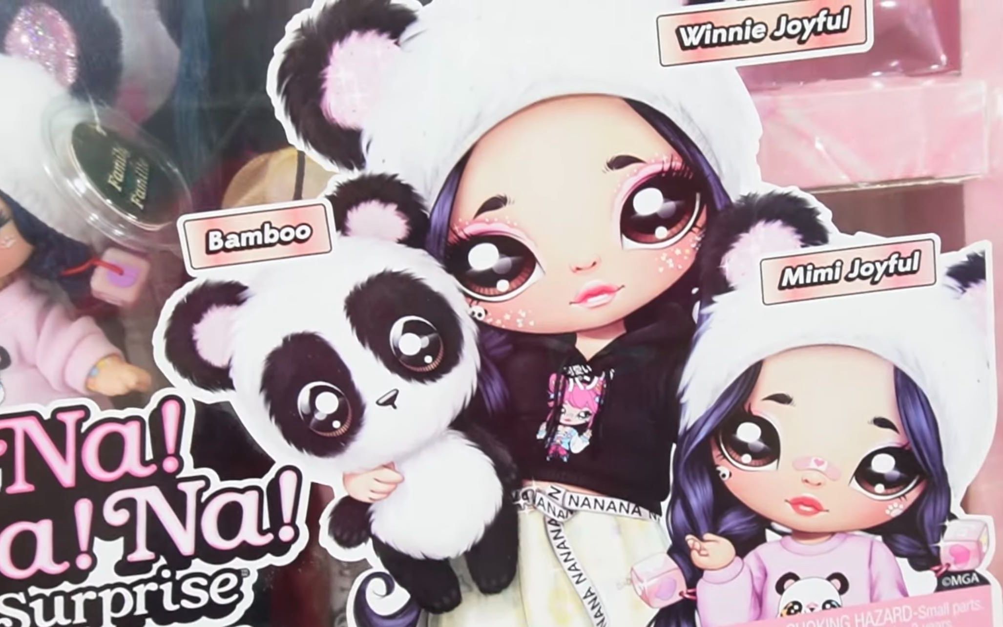 [图]【转载】新款惊喜娜娜娜娃娃熊猫家族系列开箱展示 Na Na Na Surprise Family Panda Family Fashion Playset