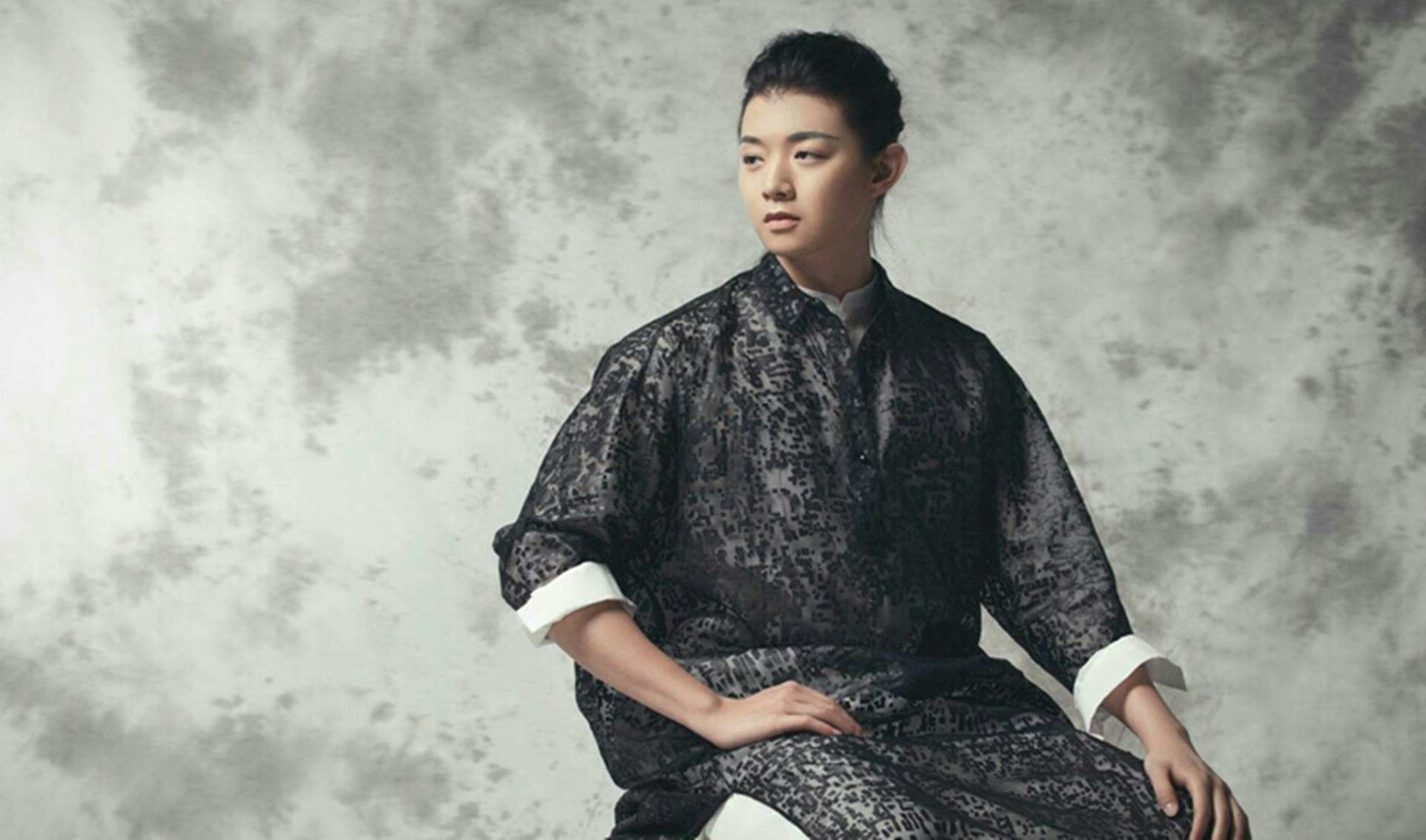 霍尊发长文告别演艺工作,晒与陈露聊天记录,疑自锤谎话连篇