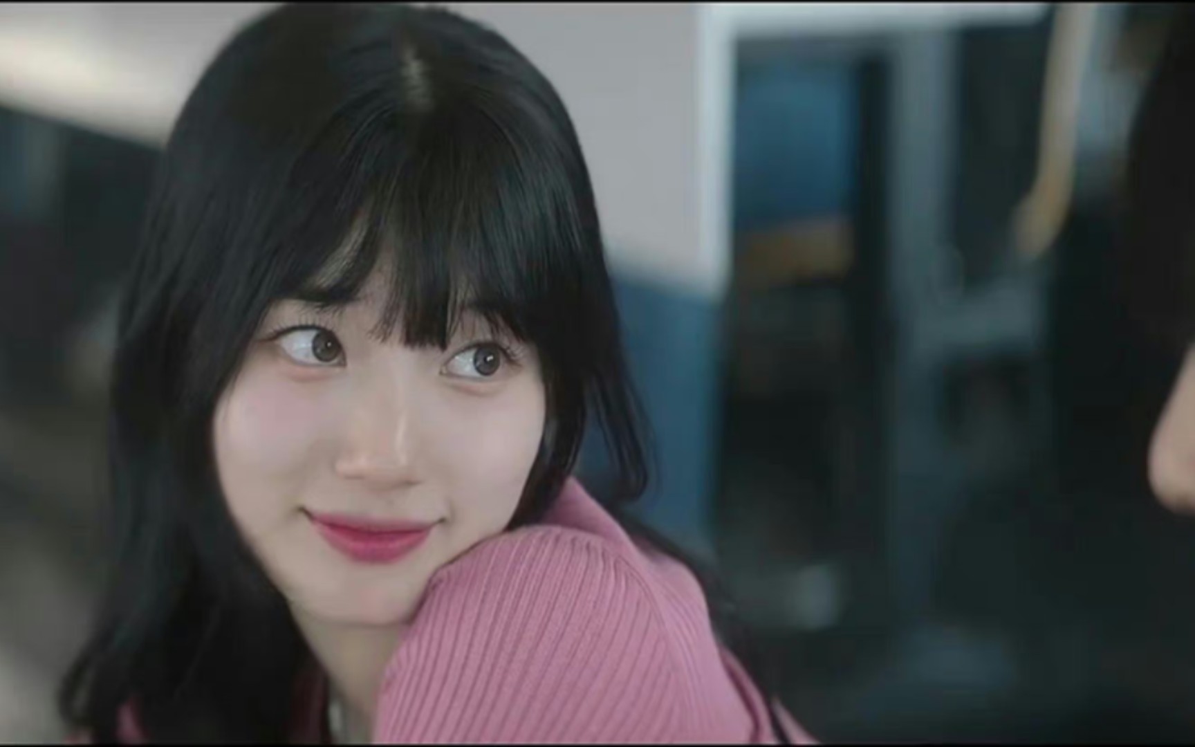 【我的女神室友李斗娜】属于秋天的罗曼史