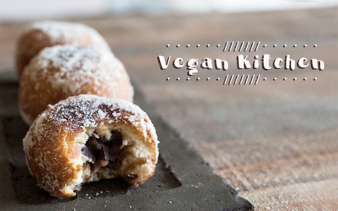 [图]油炸红豆包：Donuts with Red Bean Filling