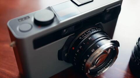カメラ レンズ(単焦点) 油管搬运」镜头评测The VOIGTLANDER 40MM f1.4 Nokton Classic-哔哩哔哩