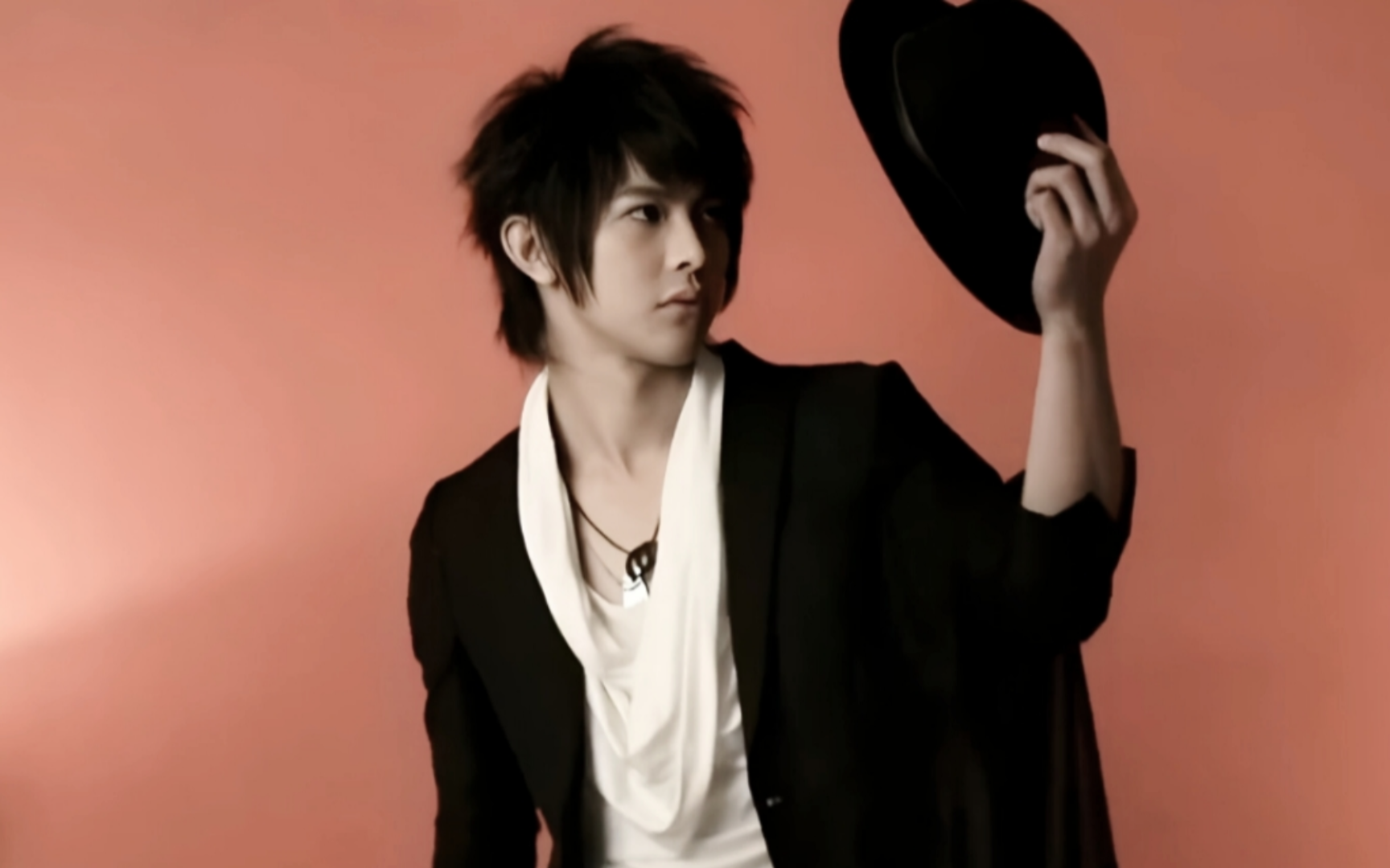 [放送文化]汪东城cf合集01电视数位化二专同款造型