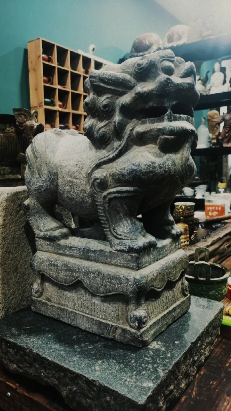 青石中堂狮