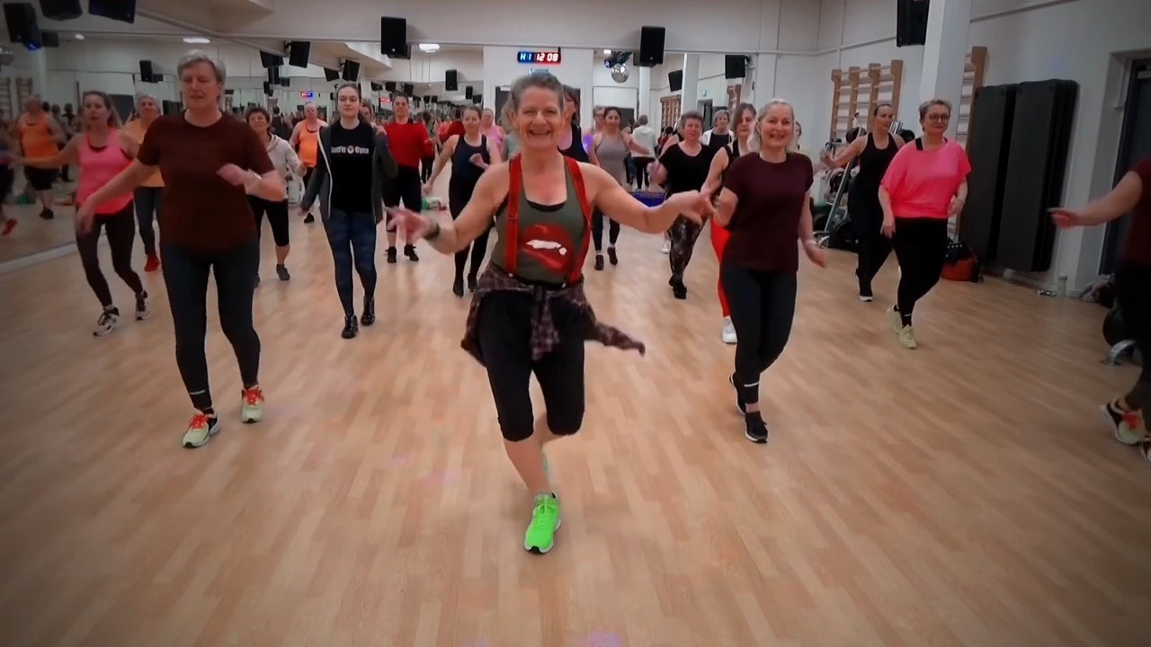 最新最in的zumba尊巴健身舞蹈 零基础尊巴zumba入门,简单易学,快乐