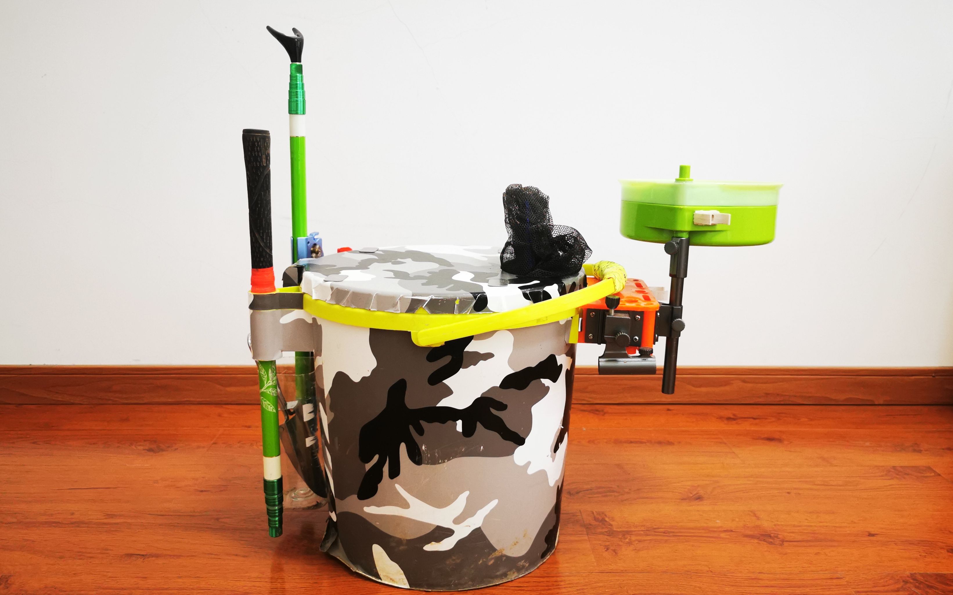 轻简钓鱼坐骑第4期让台钓实现一竿一桶走天下的改装