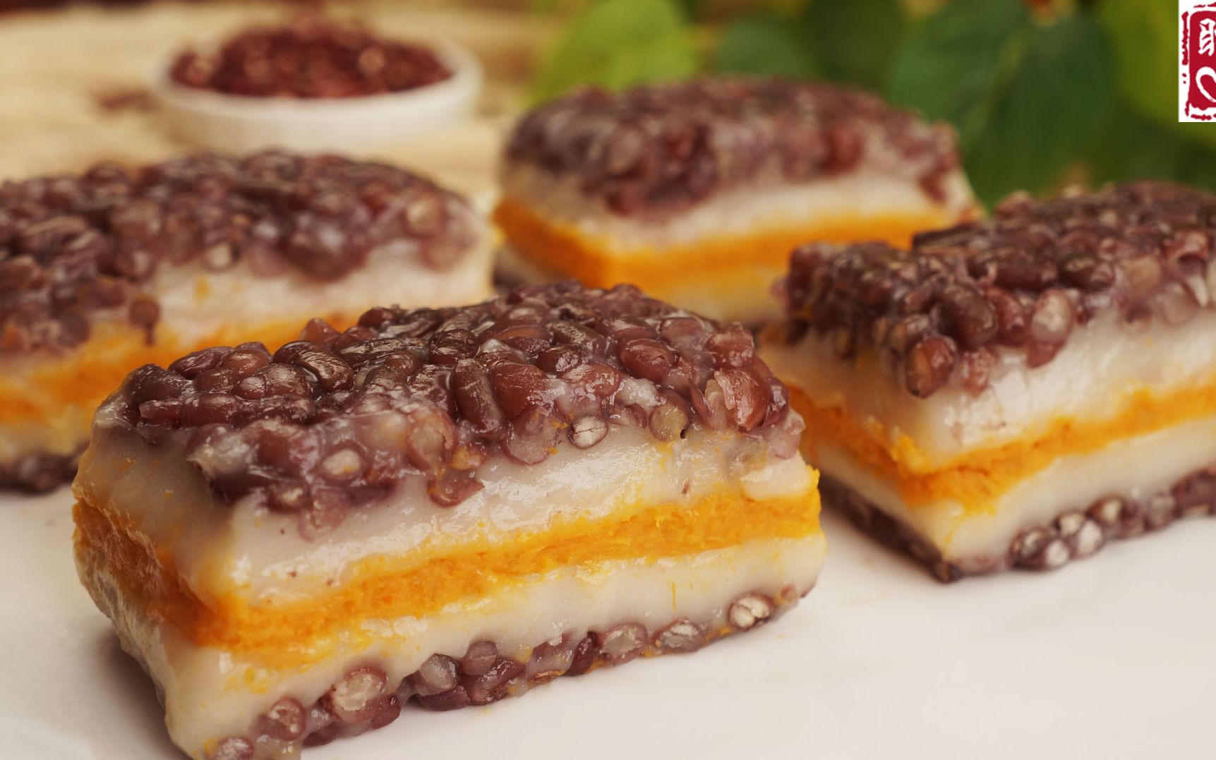 简单又美味的麻薯红豆糕,软糯q弹,香甜可口,超级好吃!