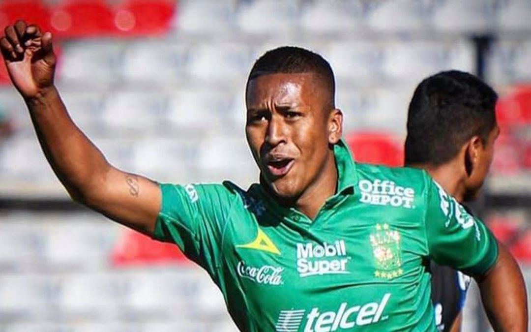 【搬运】墨西哥美洲新援:佩德罗-阿基诺在莱昂效力时集锦_哔哩哔哩