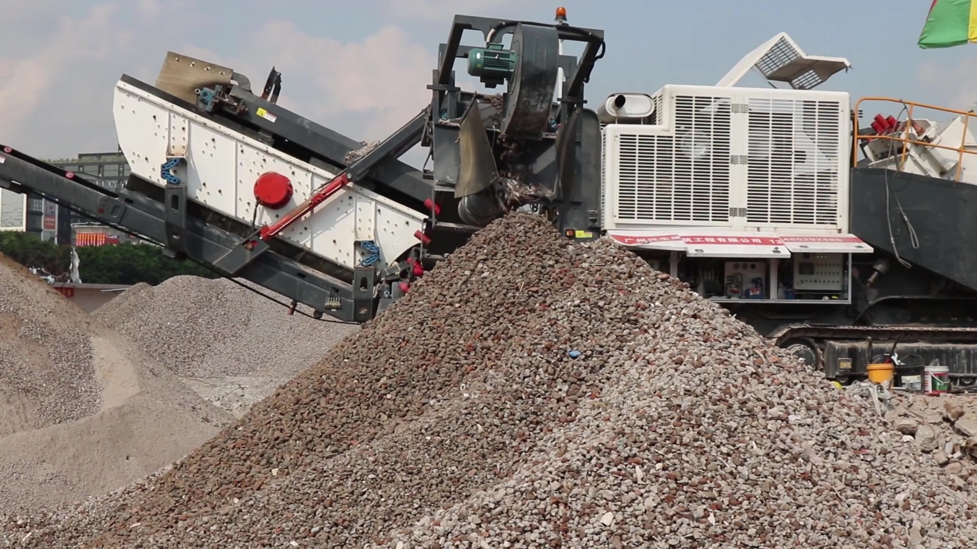 移动建筑垃圾破碎站,建筑垃圾破碎站_哔哩哔哩_bilibili