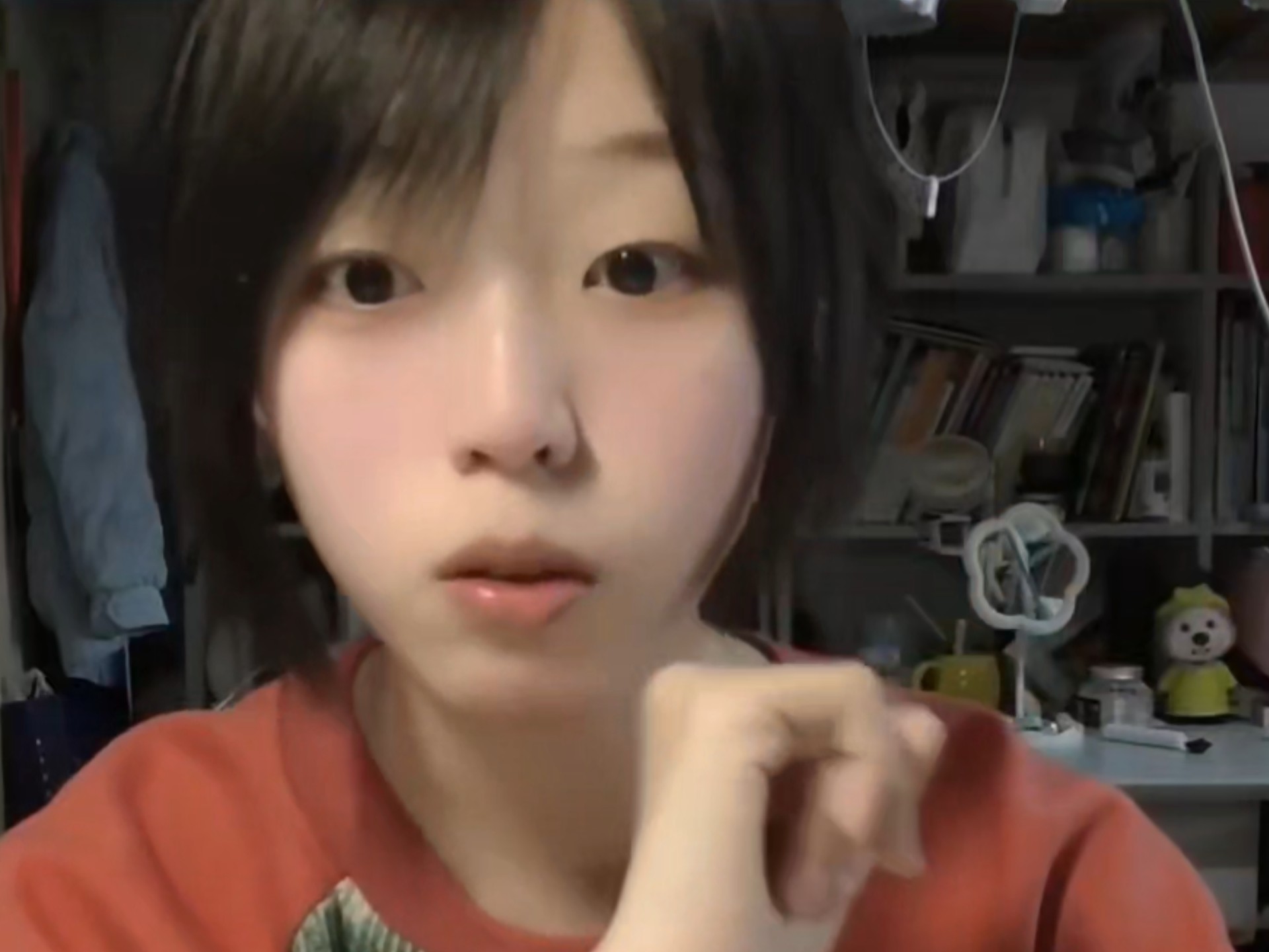 辣椒素带你参观她的寝室