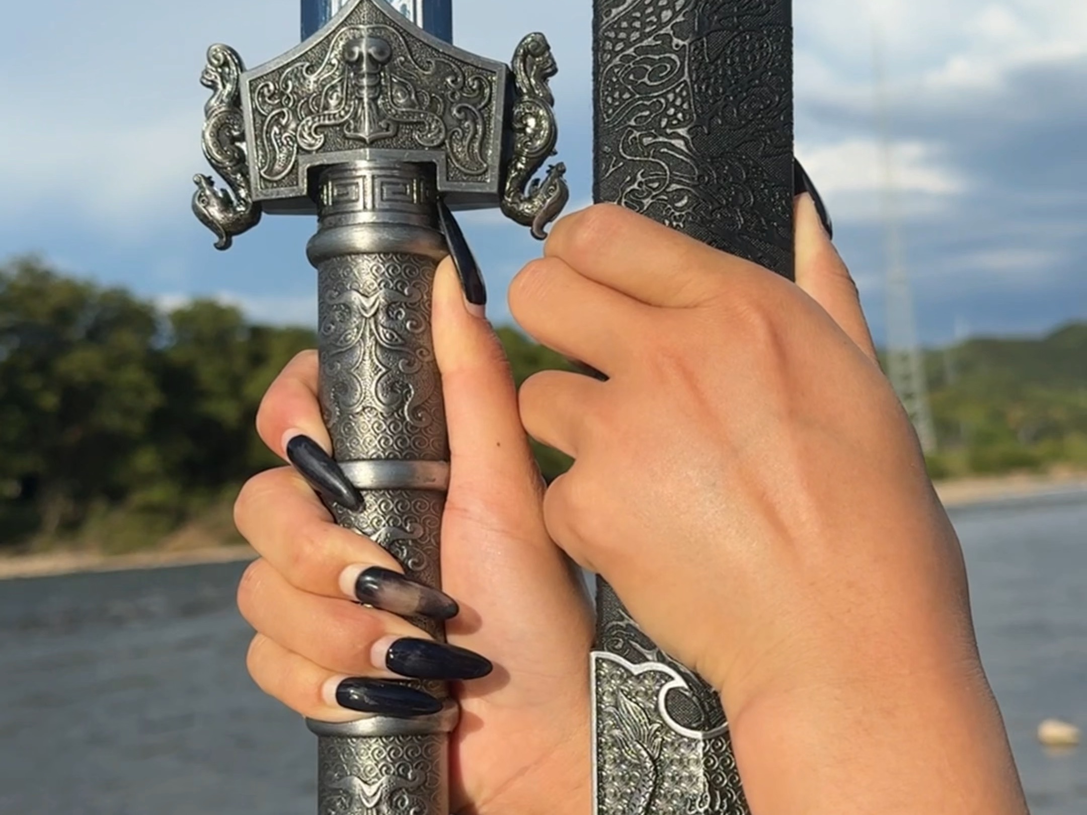 工艺品#刀剑#cosplay道具#龙泉宝剑#客厅摆件