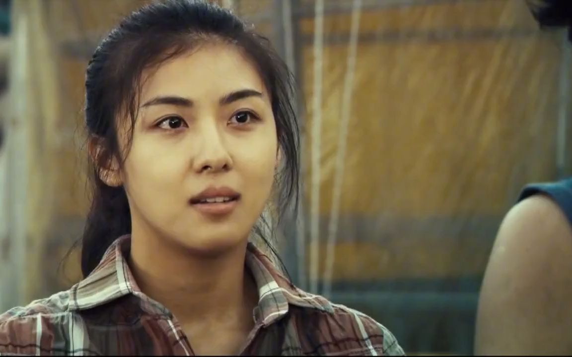 海云台:在灾难面前,人类瞬间暴露本性,为了活着完全不顾别人