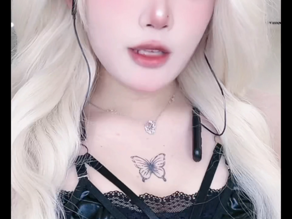 yoyo 女仆装黑丝