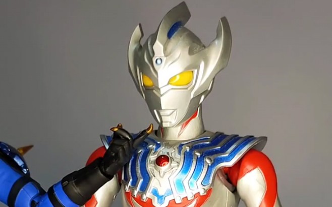 [海东测评]堕入黑暗的泰迦奥特曼