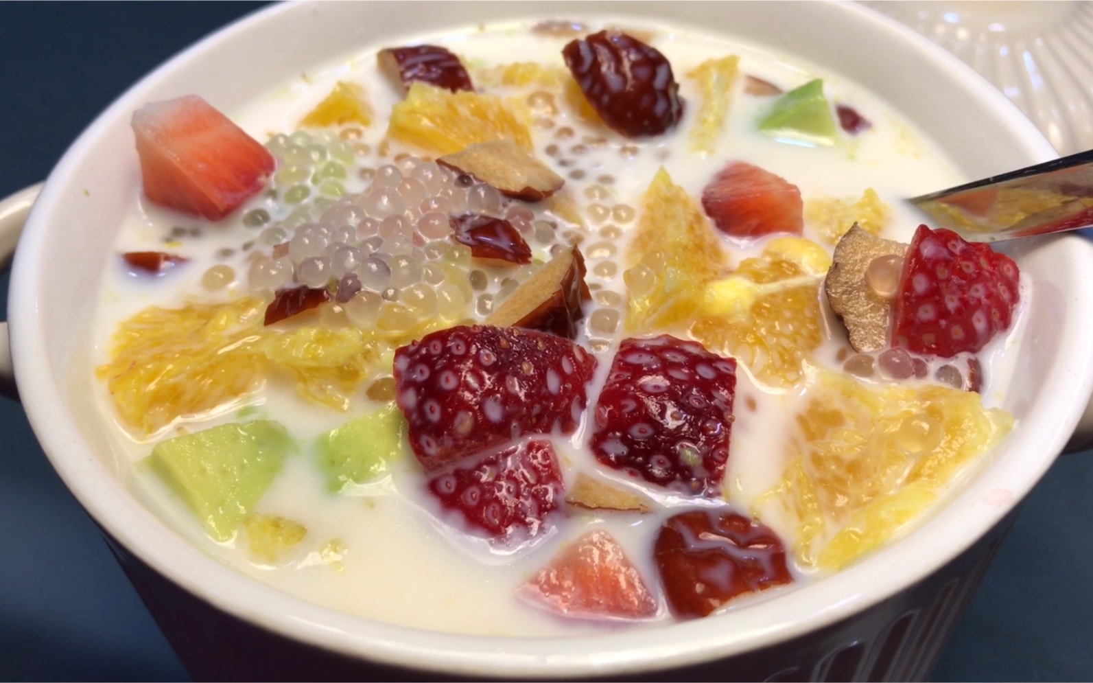 西米露水果捞,饱腹低脂营养又美味,一次三碗不够喝