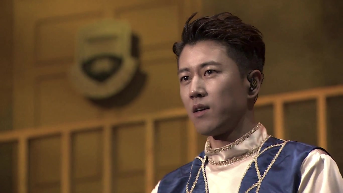 【水晶男孩】张一针变水晶新舞担 jekki zang舞蹈三秒编成!