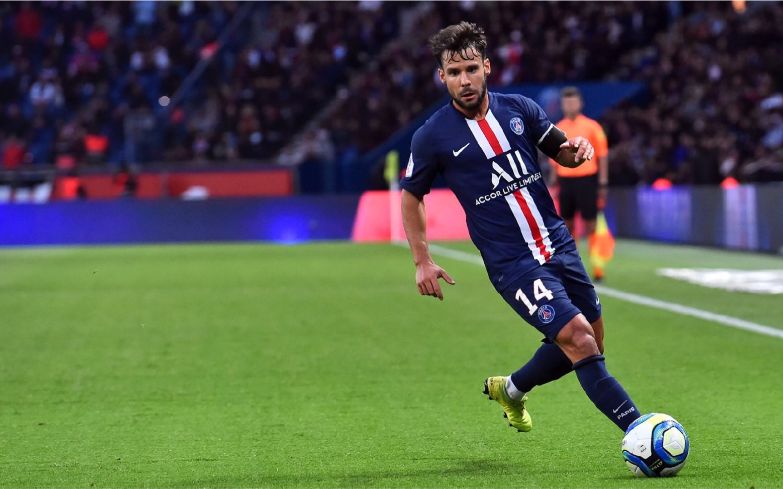 【psg】#14 juan bernat 贝尔纳特 呆贝 巴黎圣日耳曼能攻善守的边路