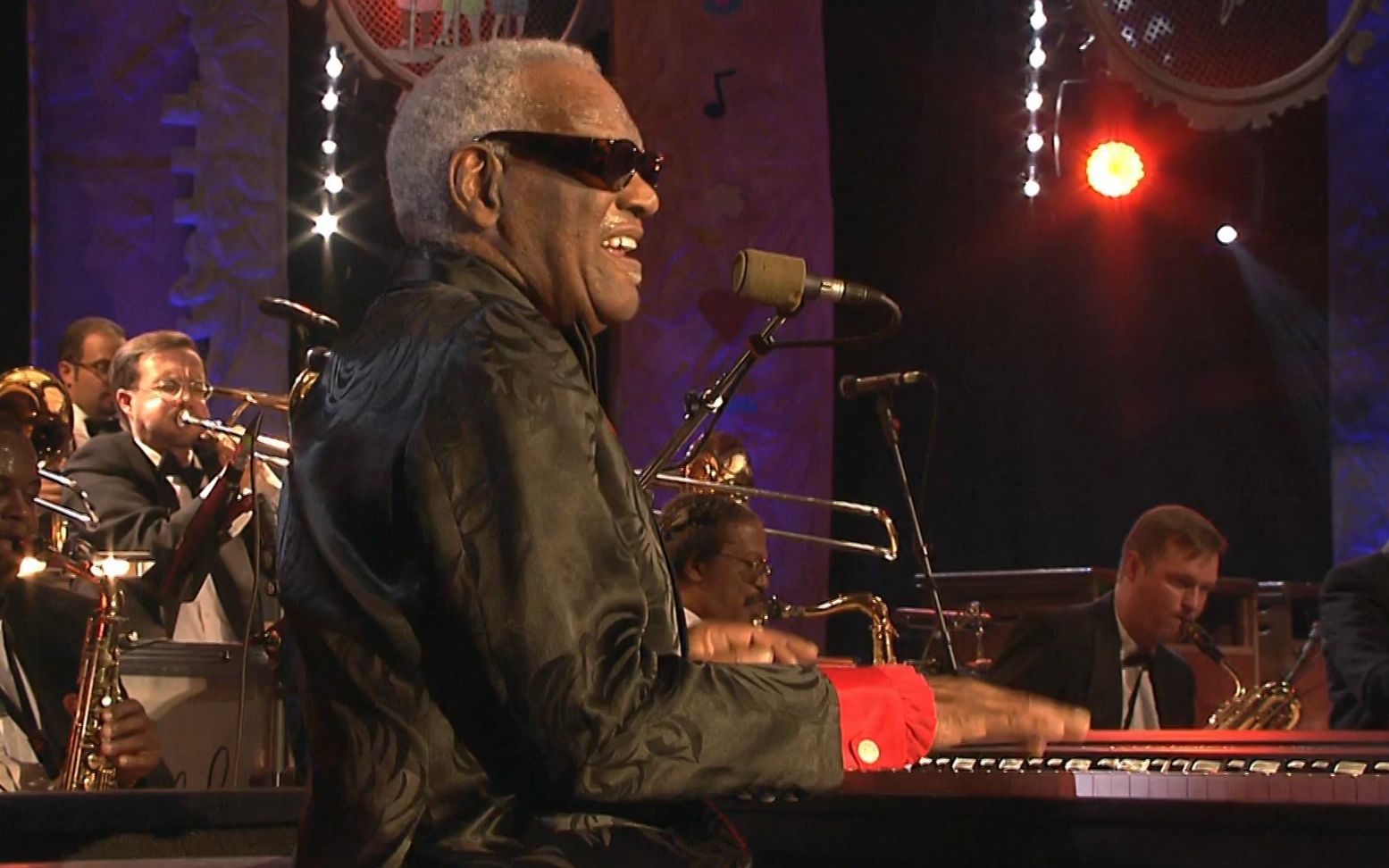 雷ⷮŠ查尔斯Ray Charles  Live at Montreux 1997哔哩哔哩bilibili