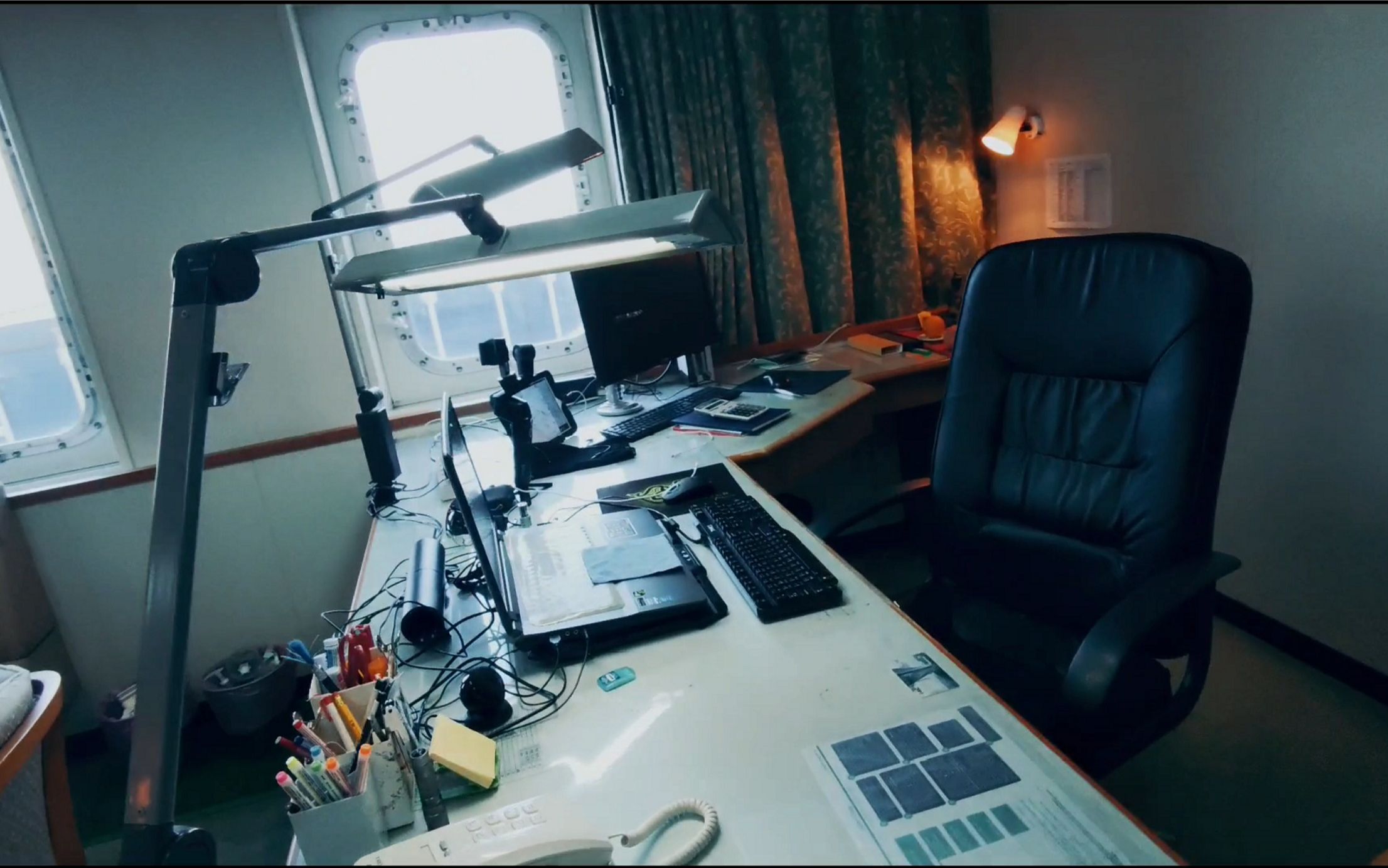 船长房间为啥总是在右侧这个设计合理吗船员真实生活记录