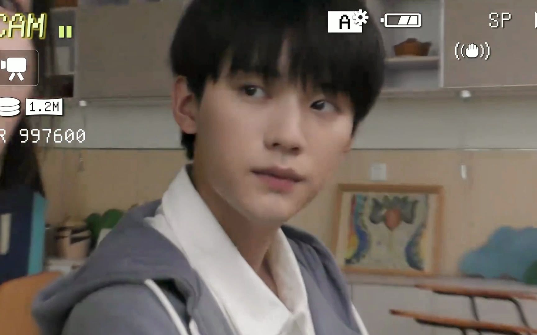 可是他有小梨涡诶!周翊然好适合青春校园剧男主啊7815