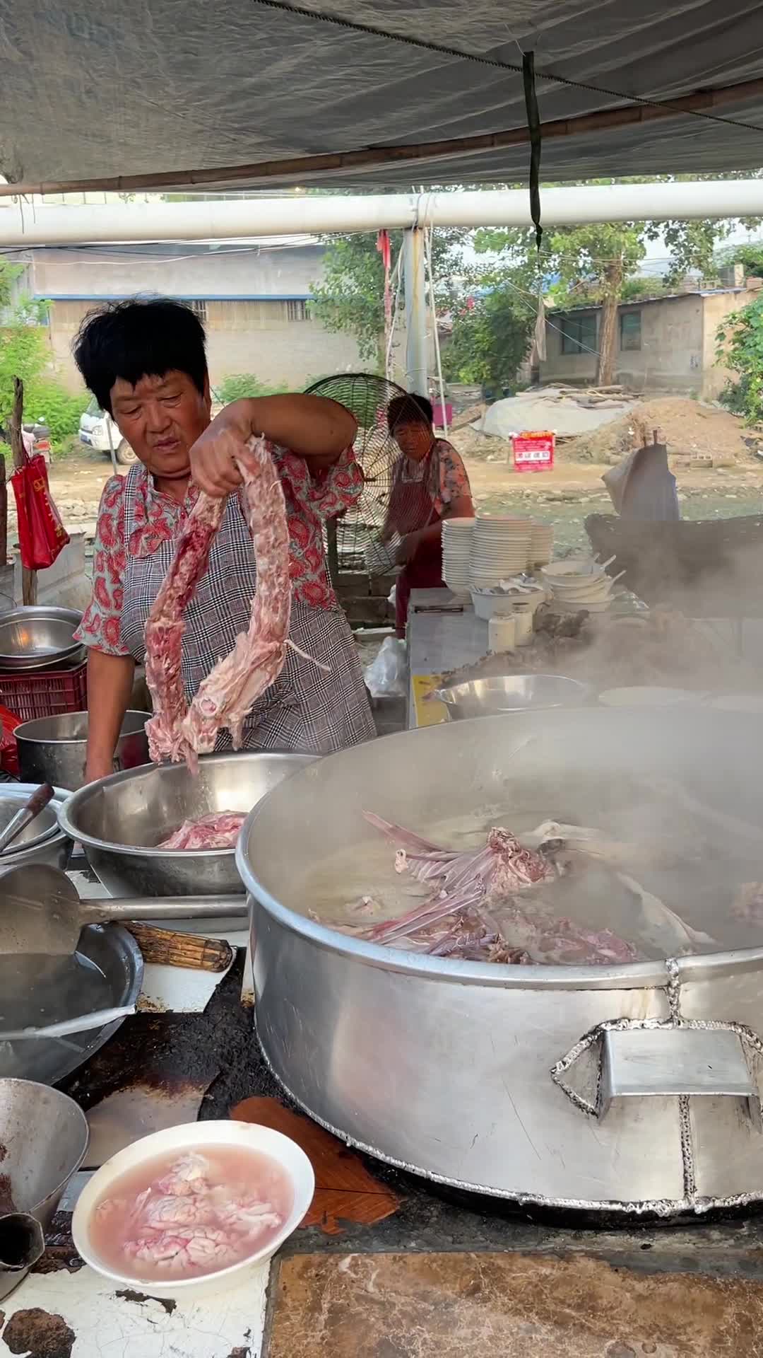 山东大集羊肉汤图片