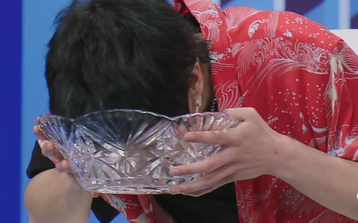 【王牌对王牌第六季】第一期:华晨宇喝水喝饱了_哔哩哔哩_bilibili