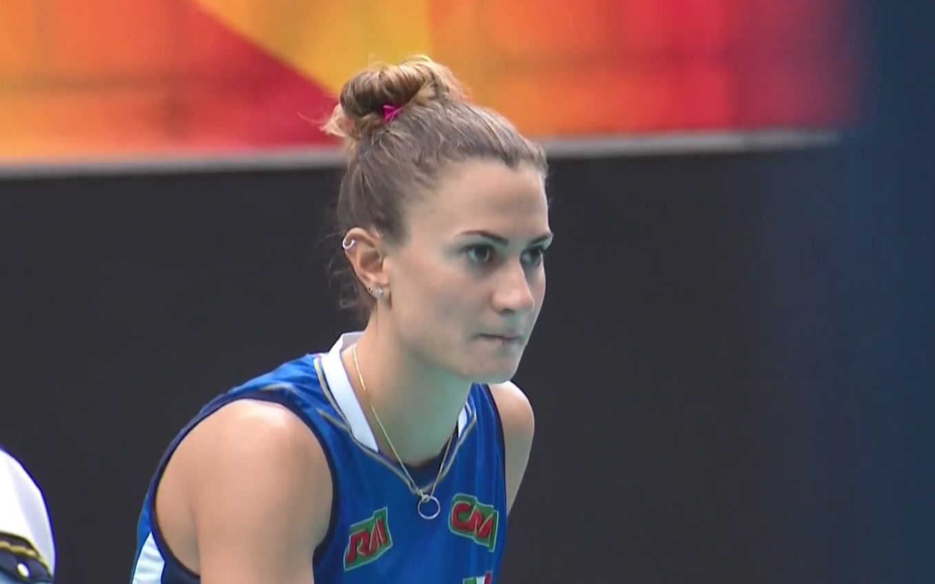 【女排人物】意大利主攻卢西亚·波塞蒂2018世锦赛比赛精彩集锦_哔哩