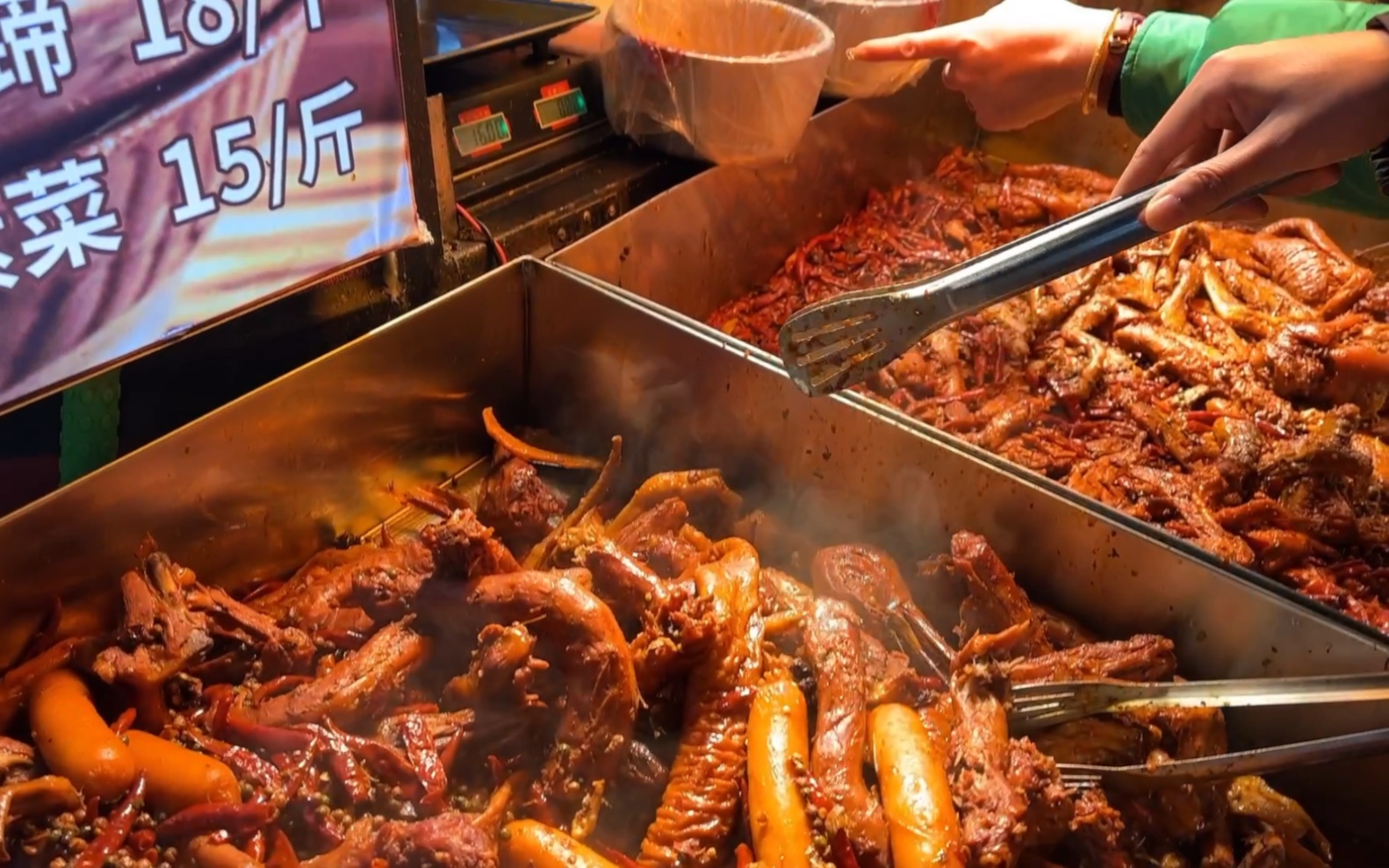 小上海步行街的夜市,还是那么好吃.