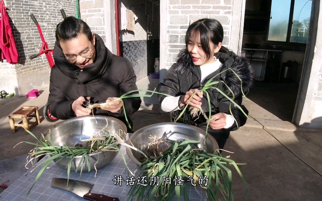 [图]岳父岳母不在家，小伙胆子肥了，说话一套一套的，媳妇：皮又痒了