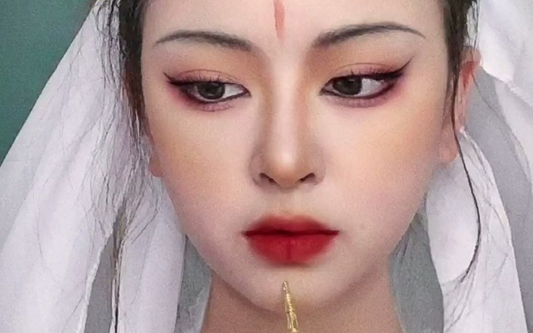 有何不敢看观音仿妆