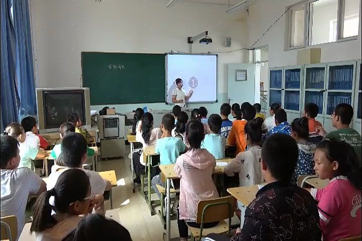 [图]冀教版小学数学六年级数学上册四 圆的周长和面积圆的周长探索圆的周长公式-周老师_优质课公开课教学视频