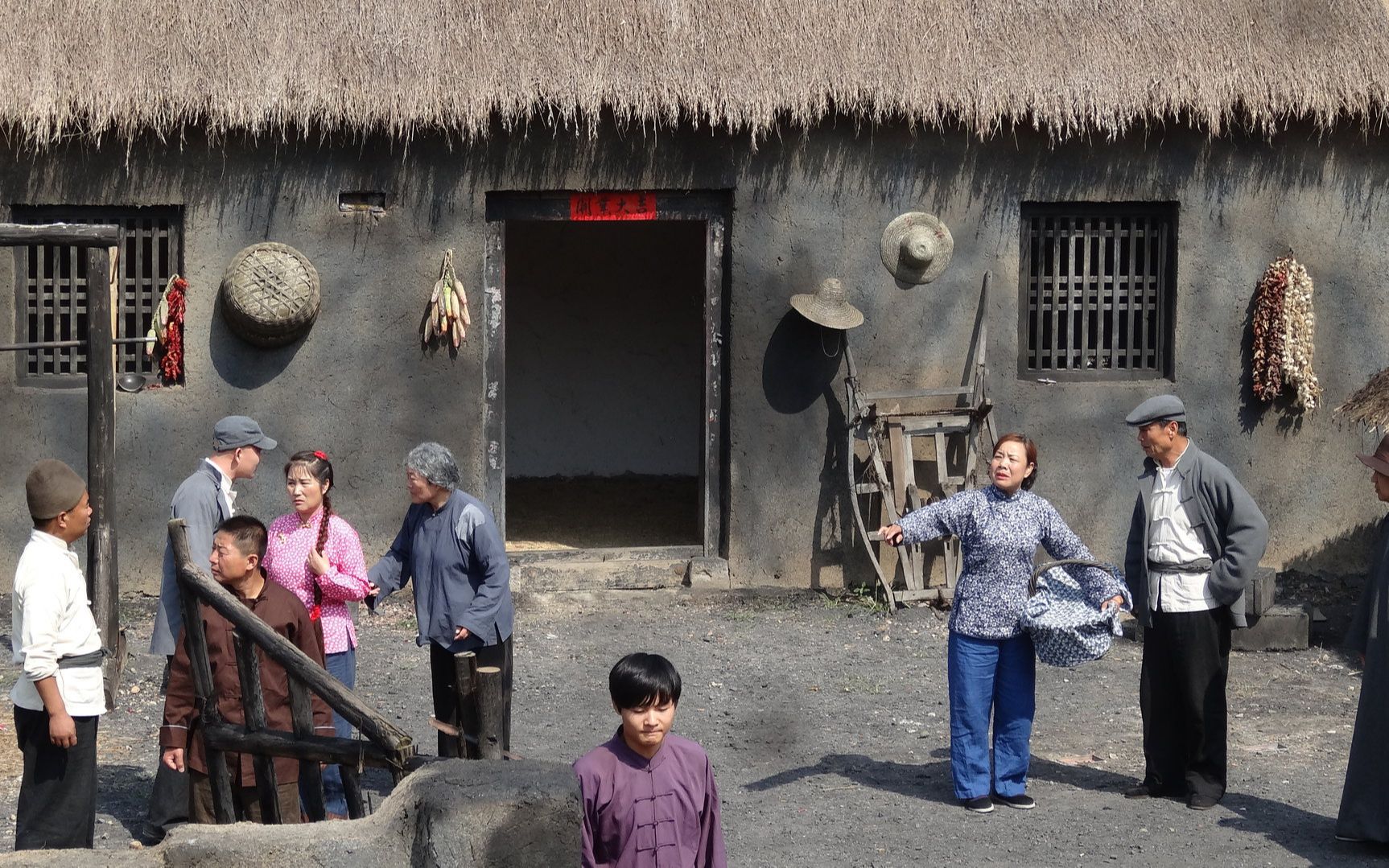 [图]游击队之歌背景