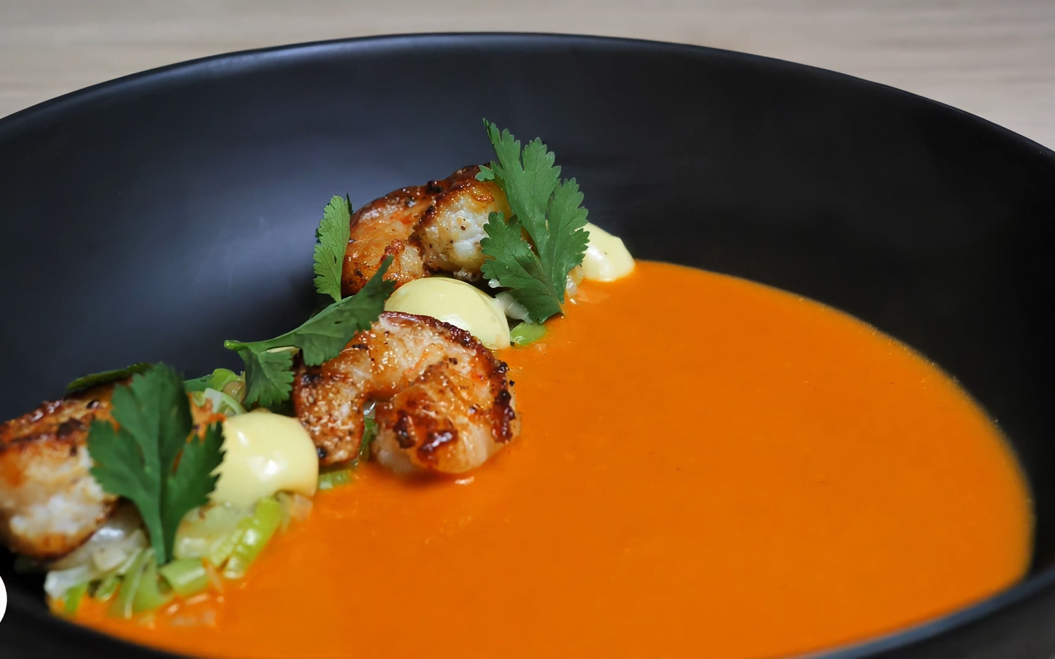 [图]【Chef Majk 美食教学中英双字幕】Prawn Bisque 比斯克虾汤教学