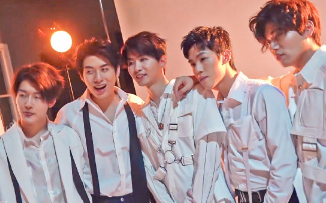 【欢天喜地好哥们/阴阳怪气男团】summer day 伪·mv