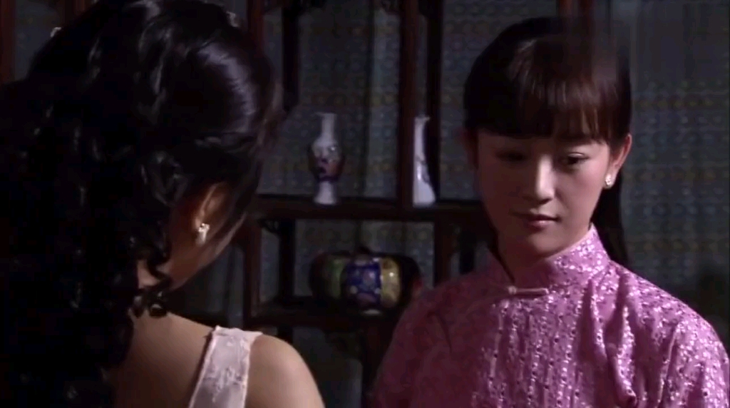 鸳鸯佩:豪门去退掉娃娃亲,不料看到未婚妻样貌后,顿时后悔了