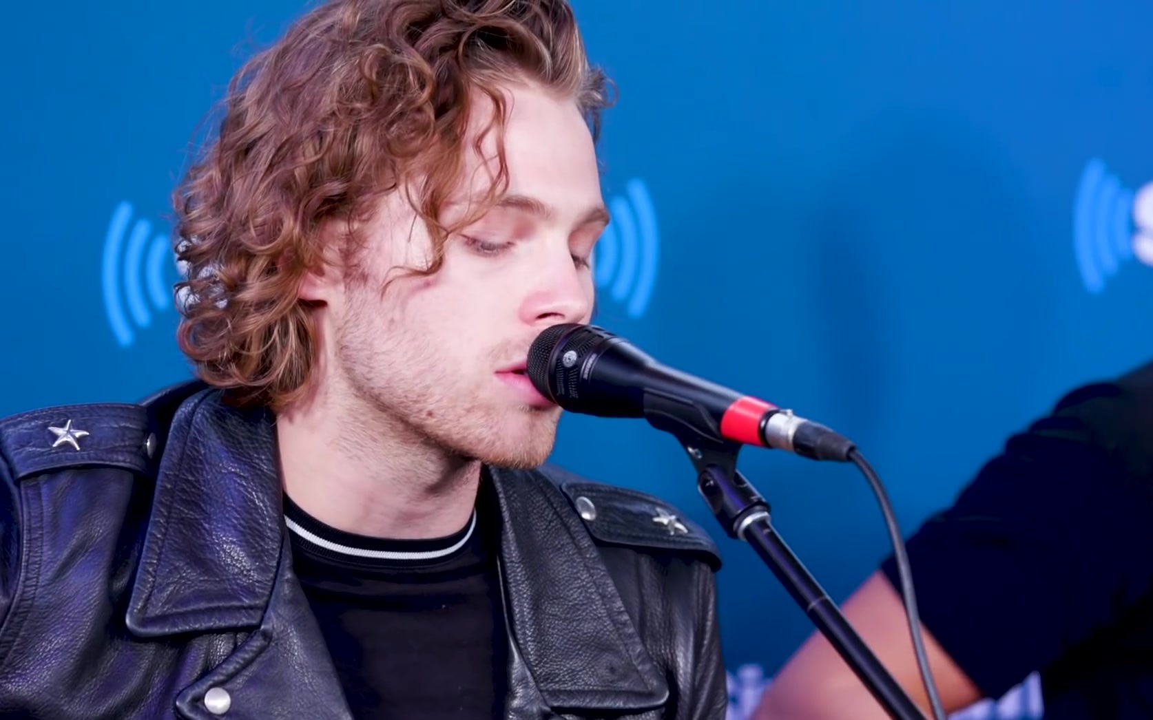 live5sosthemiddlelivesiriusxm