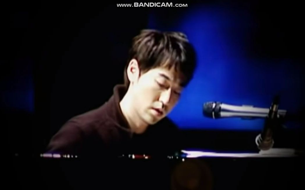 [图]River Flows In You-Yiruma (你的心河) 钢琴曲独奏